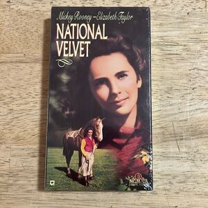 National Velvet VHS Sealed Mickey Rooney Elizabeth Taylor